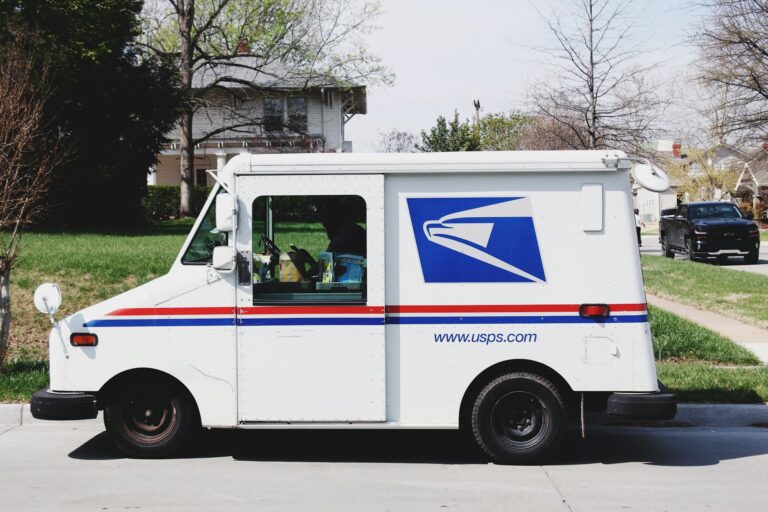 PostalTruck